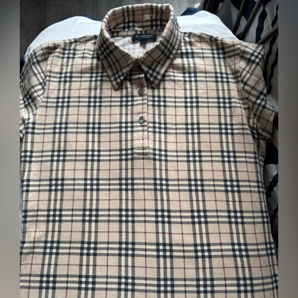 Burberry Silver Button on Plaid Fabric like new - Picture 2 of 6